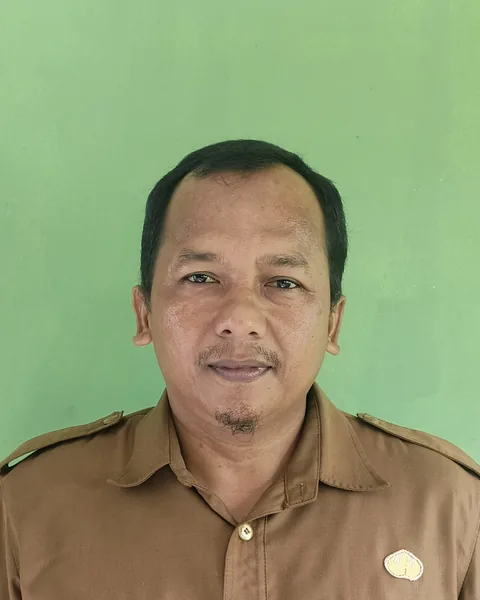 Nur Efendi, S.Pd.